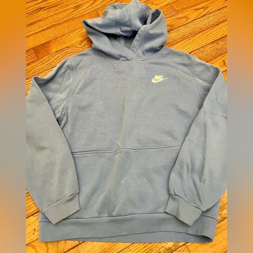 Nike Boys Pale Blue Hooded Pullover Sweatshirt
YXL